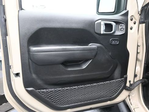 Used 2022 Jeep Wrangler Unlimited Sport AWD/4WD image 24
