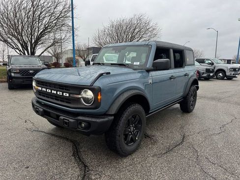 New 2025 Ford Bronco Big Bend w/ Black Diamond Package AWD/4WD image 3