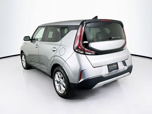 Used 2025 Kia Soul LX w/ LX Technology Package image 5