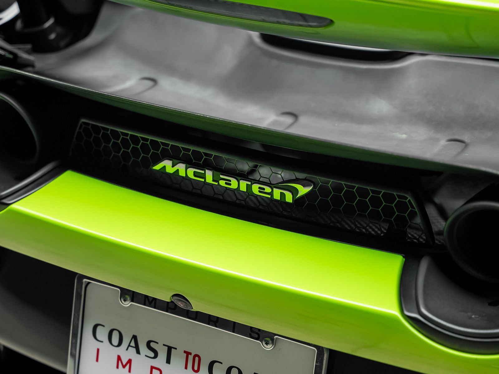 Used 2021 McLaren 720S Performance RWD image 16