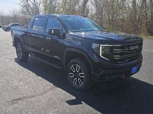 New 2026 GMC Sierra 1500 AT4 AWD/4WD image 8