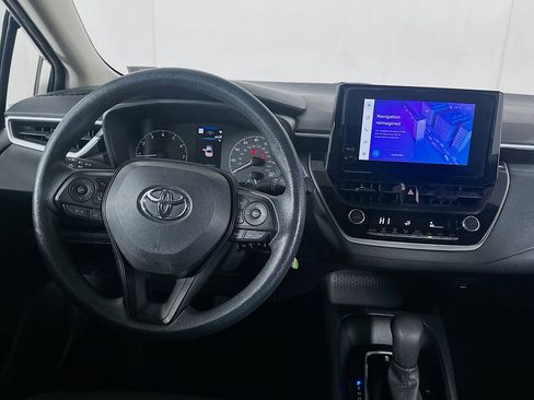 Used 2023 Toyota Corolla LE image 18