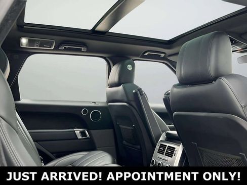 Used 2017 Land Rover Range Rover Sport HSE Dynamic image 18