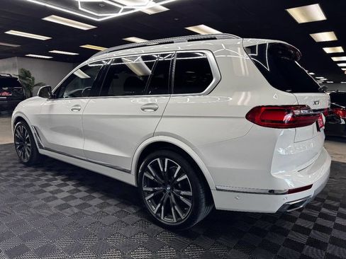 Used 2020 BMW X7 xDrive40i w/ Premium Package image 9