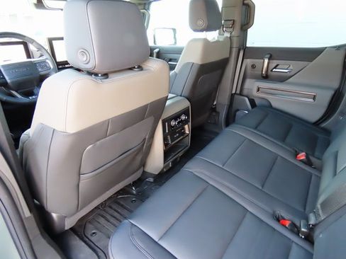 Used 2024 GMC Hummer EV 3X image 34