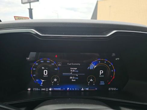 Used 2024 Chevrolet Colorado LT w/ LT Convenience Package III image 22