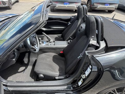 Used 2026 MAZDA MX-5 Miata Club w/ Weather Package RWD image 4