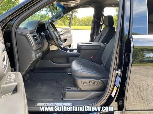 Used 2023 Chevrolet Tahoe LT AWD/4WD image 16