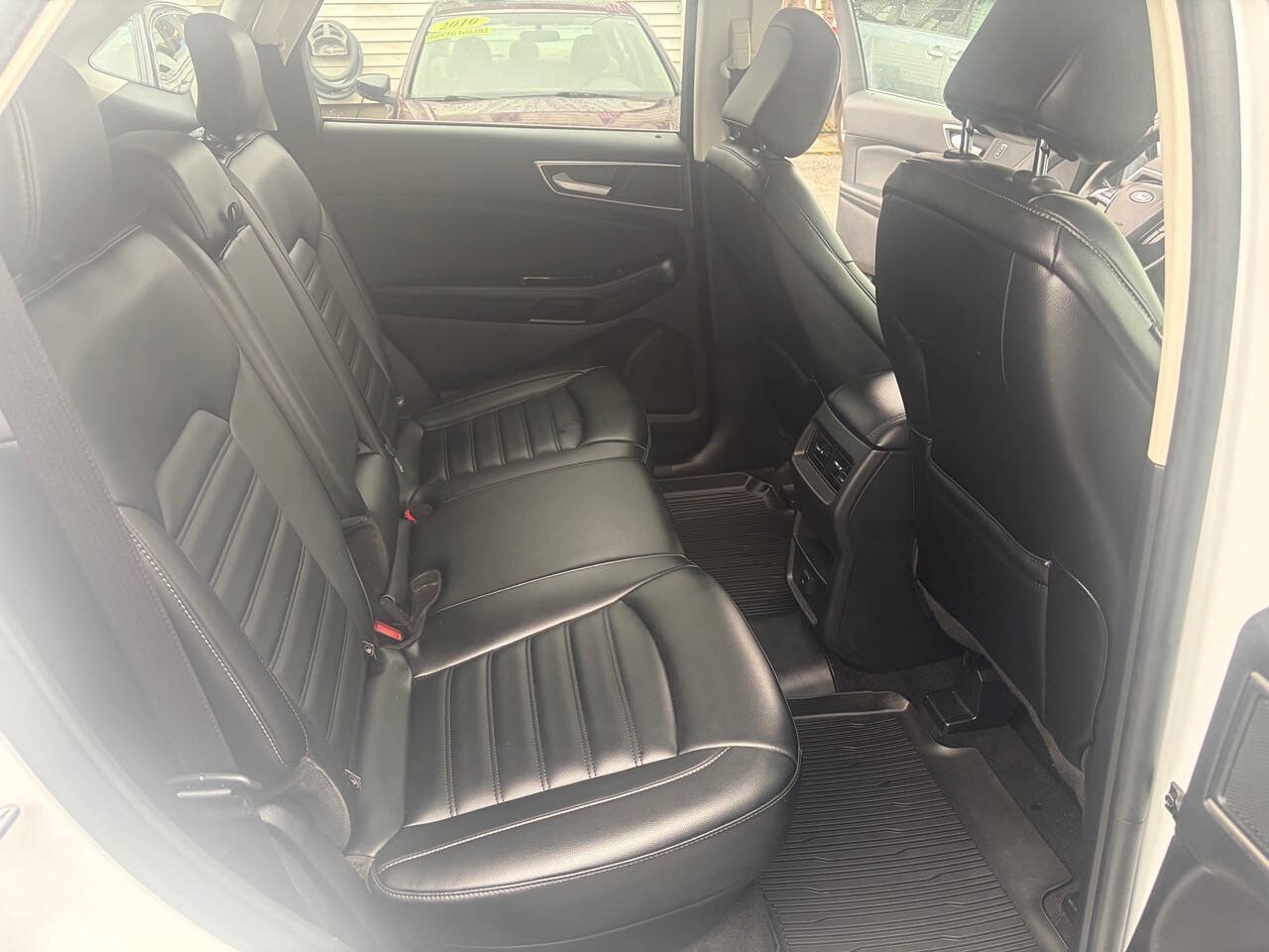 Used 2020 Ford Edge SEL w/ Cold Weather Package AWD/4WD image 23