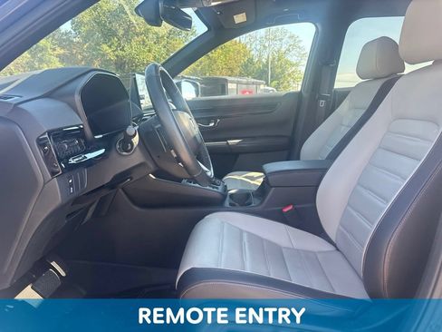 Used 2023 Honda CR-V Sport Touring image 4