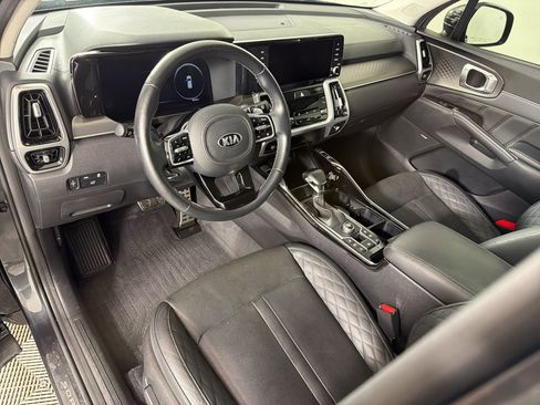 Used 2021 Kia Sorento SX FWD image 4