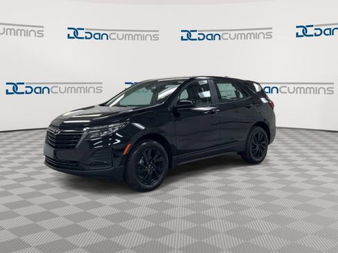 Used 2024 Chevrolet Equinox LS w/ Midnight Edition image 4