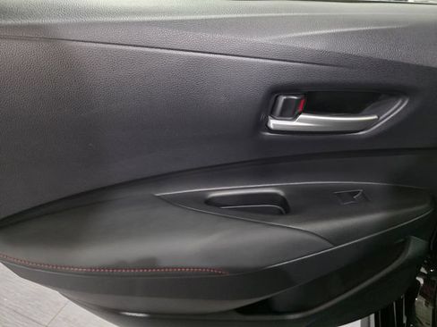 Used 2024 Toyota Corolla SE FWD image 11