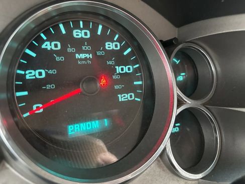 Used 2014 Chevrolet Silverado 2500 LT w/ Interior Plus Package image 12