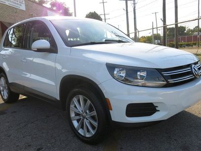 Used 2017 Volkswagen Tiguan Limited w/ Alloy Wheels Package