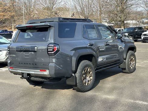 Used 2026 Toyota 4Runner Trailhunter image 37