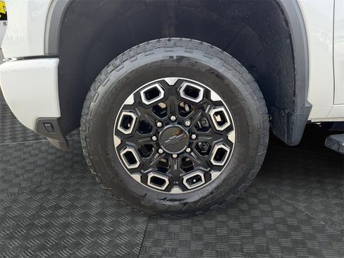 Used 2024 Chevrolet Silverado 2500 High Country w/ Max Trailering Package image 14