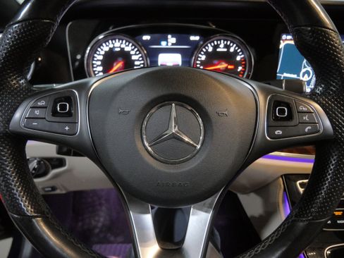 Used 2018 Mercedes-Benz E 300 E 300 image 25