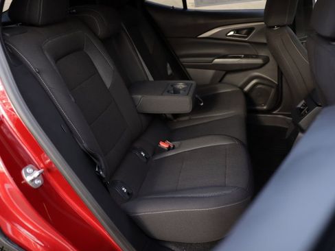 New 2026 Chevrolet Equinox EV LT image 29