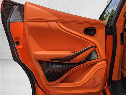 Used 2025 Aston Martin DBX 707 image 13