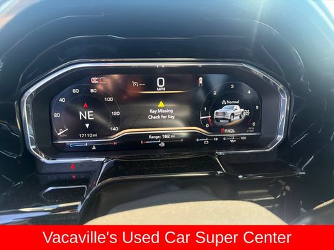 Used 2025 GMC Sierra 1500 SLT AWD/4WD image 14