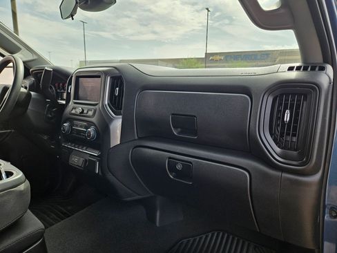 Certified 2024 Chevrolet Silverado 1500 Custom AWD/4WD image 27