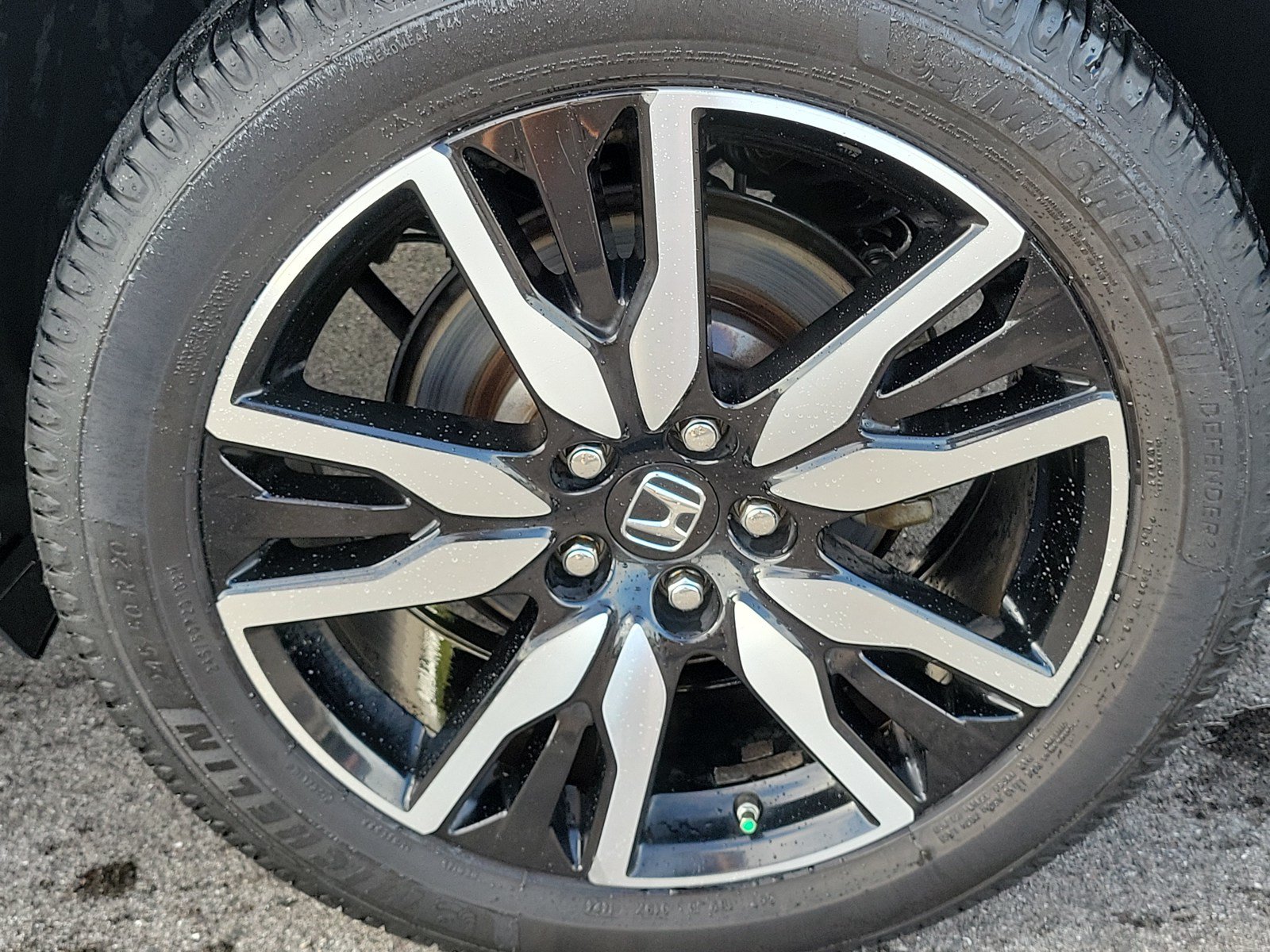 Used 2019 Honda Pilot Elite image 12