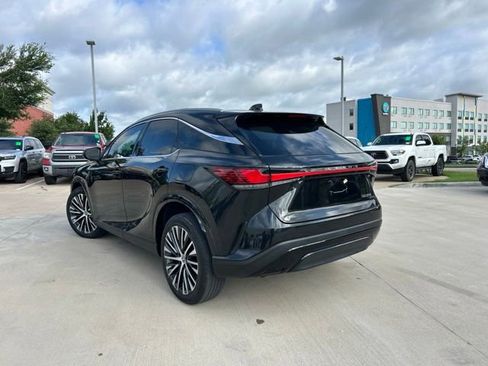 Used 2023 Lexus RX 350 Premium Plus w/ Cold Area Package FWD image 5
