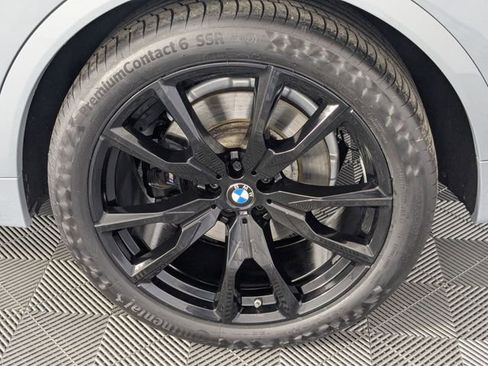 Used 2024 BMW X7 xDrive40i w/ M Sport Package image 8