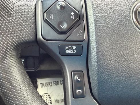 Used 2020 Toyota Tacoma TRD Off-Road AWD/4WD image 28