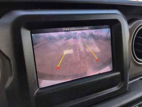 Used 2021 Jeep Wrangler Unlimited Sport S image 18