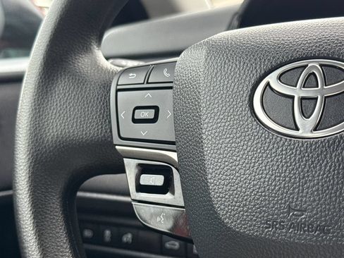 Used 2026 Toyota Camry LE FWD image 28