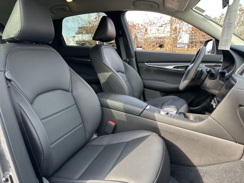 Certified 2025 INFINITI QX50 Pure image 25