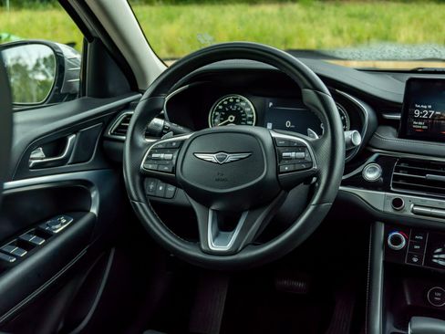 Used 2026 Genesis G70 2.5T RWD image 21