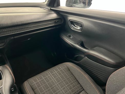 Used 2025 Honda HR-V Sport image 10
