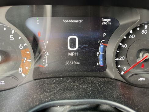 Used 2025 Jeep Compass Limited image 5