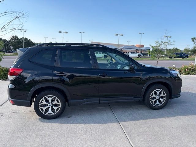 Used 2023 Subaru Forester Premium AWD/4WD image 14
