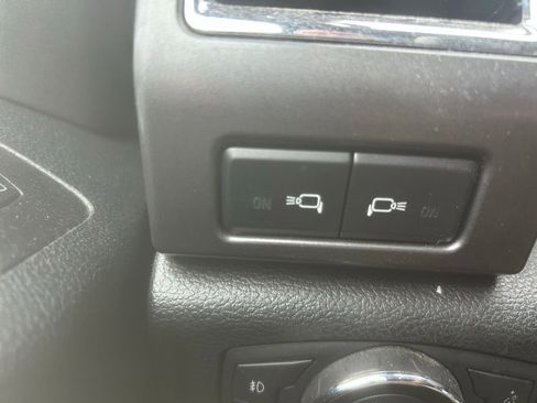 Used 2015 Ford F150 XLT w/ Equipment Group 302A Luxury image 17