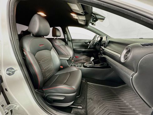 Used 2022 Kia Forte GT w/ GT Technology Package FWD image 27