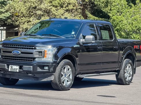 Used 2018 Ford F150 XLT w/ Equipment Group 302A Luxury AWD/4WD image 9