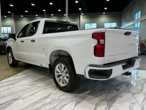 Used 2023 Chevrolet Silverado 1500 Custom RWD image 8