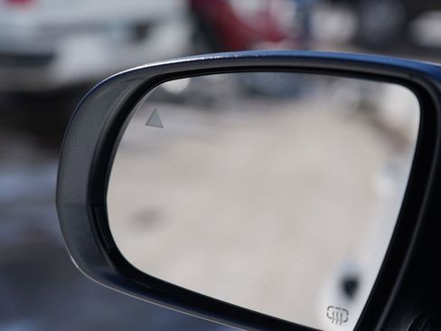 Used 2022 Jeep Cherokee Trailhawk w/ Premium Leather Package image 36