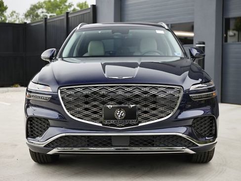 New 2026 Genesis GV70 2.5T AWD/4WD image 13