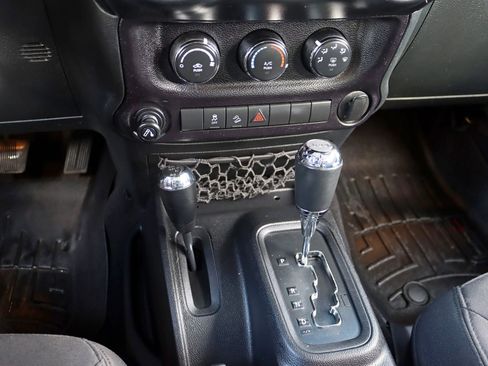 Used 2016 Jeep Wrangler Unlimited Sport w/ Connectivity Group image 23