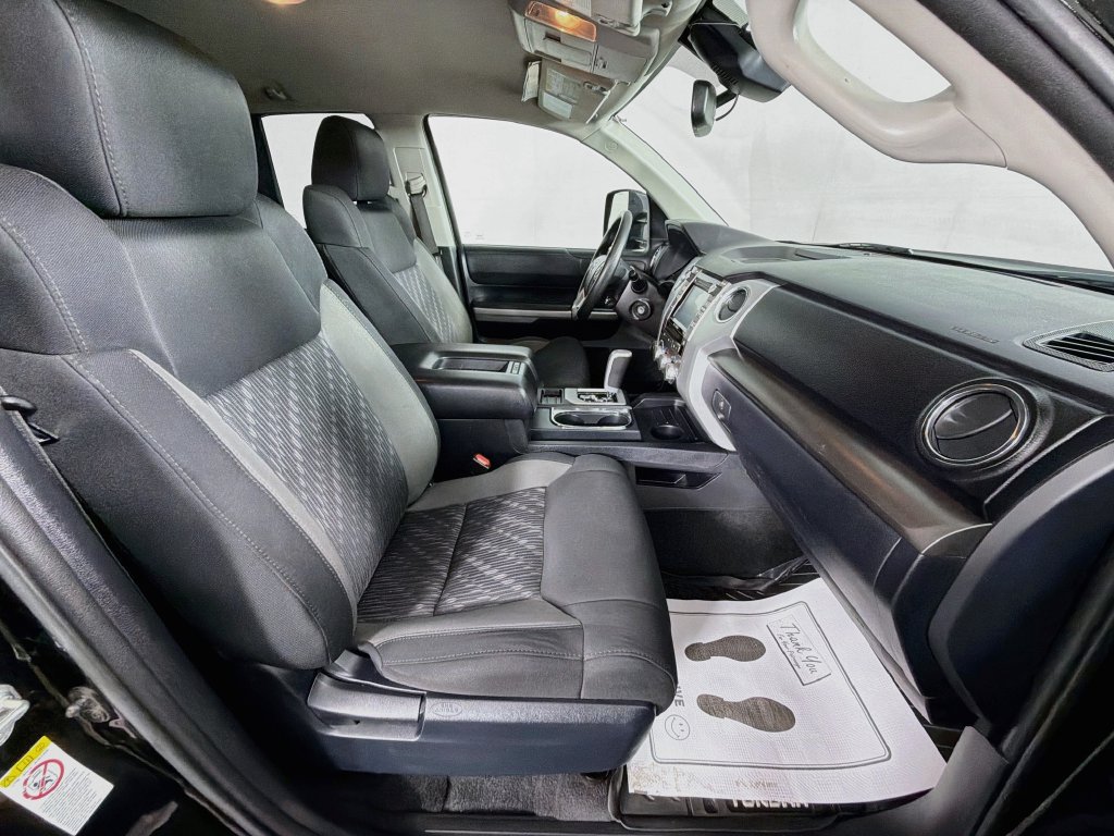 Used 2018 Toyota Tundra SR5 AWD/4WD image 27