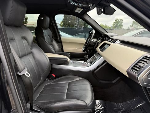 Used 2017 Land Rover Range Rover Sport HSE AWD/4WD image 18