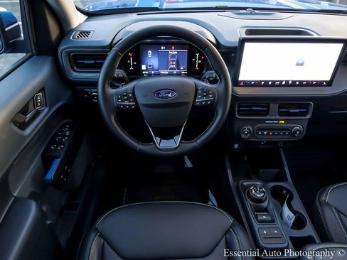 Used 2025 Ford Maverick Lobo image 19