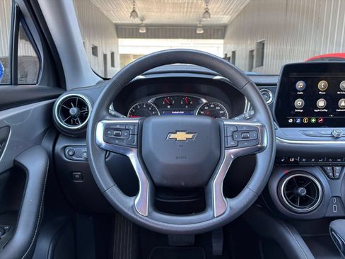 Used 2025 Chevrolet Blazer LT FWD image 29