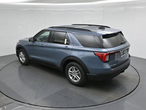New 2026 Ford Explorer Active RWD image 40