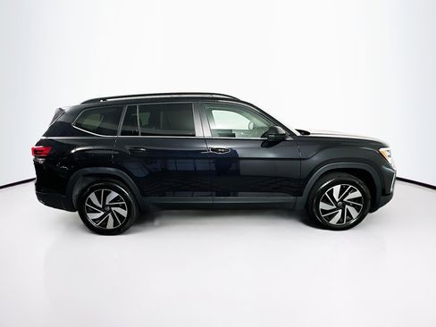 Used 2025 Volkswagen Atlas SE image 10